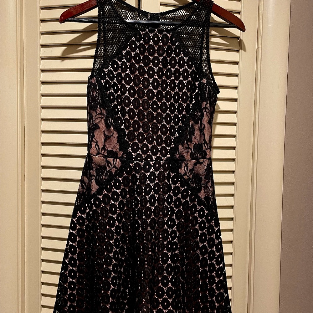 Evening Party Dress Black Lace Cocktail Lined Mini Sleeveless Dress